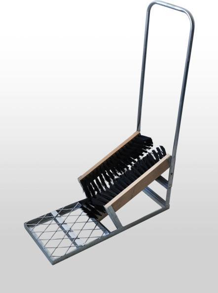 Produktbild Carrington Fussbürste Schuhe Sportplätze (1 x)