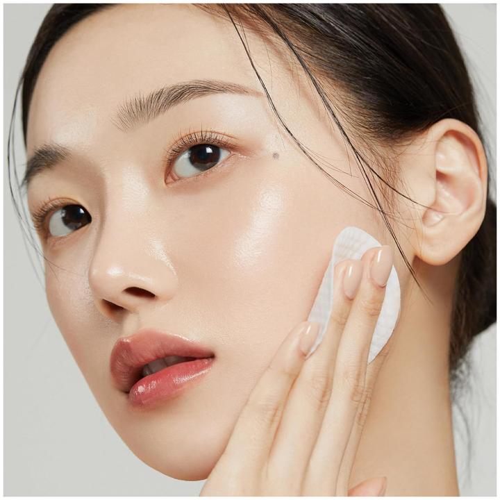 Actual product image Medicube Zero Pore Pads (Tonic water)