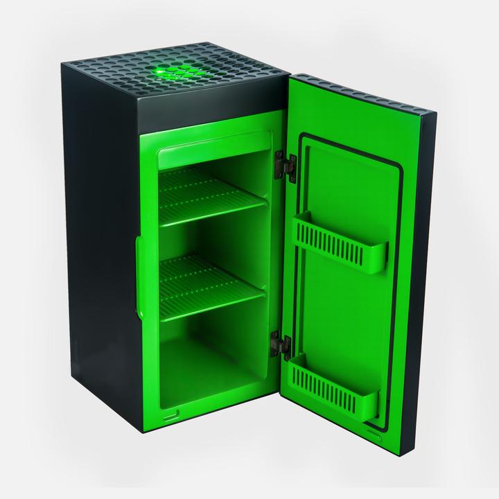 Actual product image Ukonic Xbox Series X: Mini Fridge (10 l)