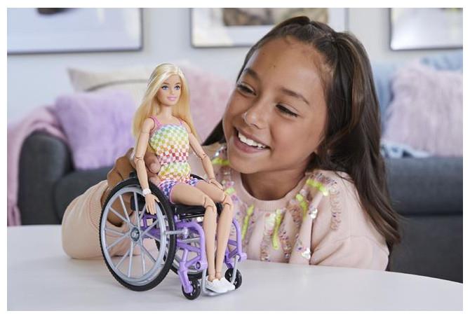 Actual product image Barbie Fashionistas + Wheelchair - Checkers