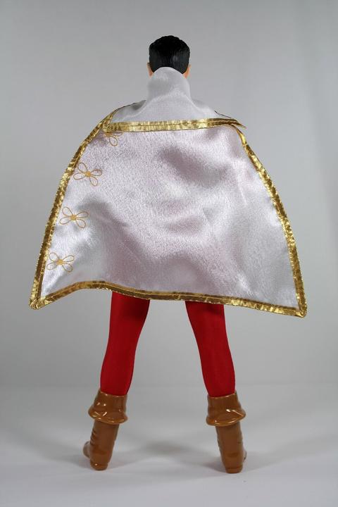 Image du produit Mego DC Comics : Shazam 14 inch Action Figure