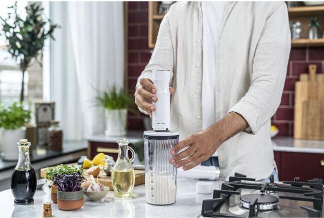 Image du produit Zwilling Enfinigy mixeur plongeant avec gobelet et couvercle à vide argenté