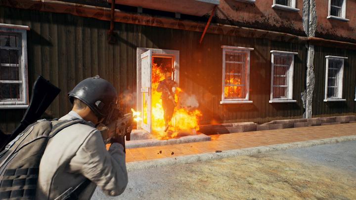 Produktbild Microsoft Playerunknown's Battlegrounds (PUBG) (Xbox One X, Xbox Series X, Multilingual)