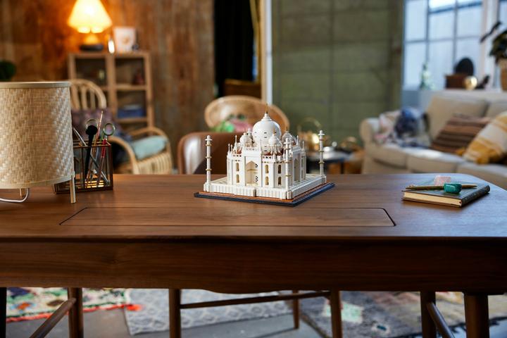 Actual product image LEGO Taj Mahal (21056, LEGO Architecture, LEGO Rare Sets)