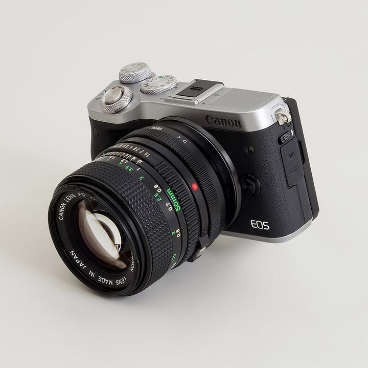 Immagine prodotto Urth Adattatore per obiettivo: compatibile con l'obiettivo Canon FD e il corpo macchina Canon EF M