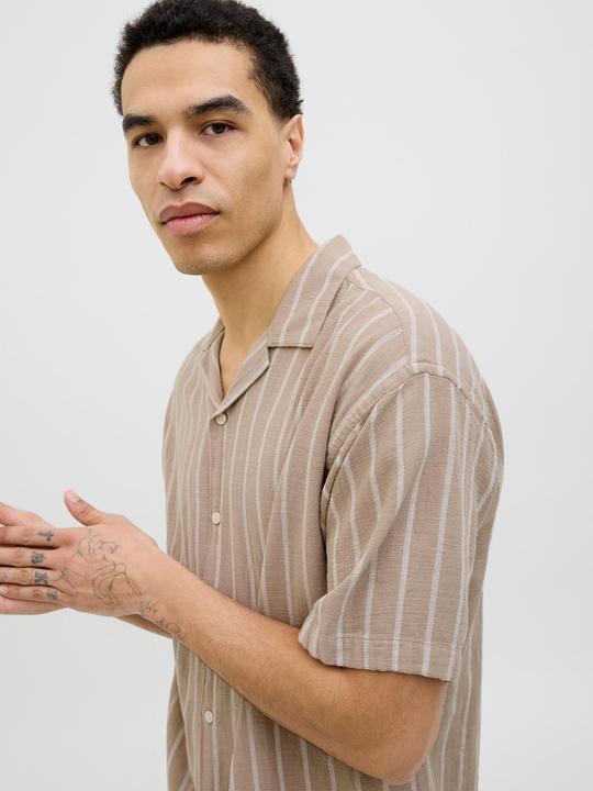 Image du produit Jack & Jones Jjeenzo Stripe Resort Shirt Ss Sn (XS)