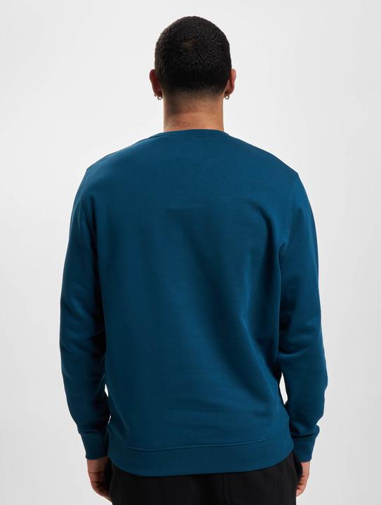 Actual product image Lyle and Scott Lyle & Scott Crew Neck Sweater - 103585 (S)