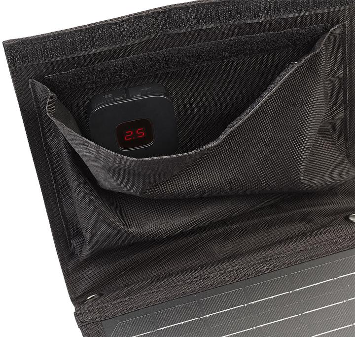 Actual product image Revolt Solar charger (28 W, 0.94 kg)