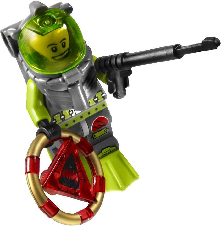Actual product image LEGO Guardian of the Deep (8058)