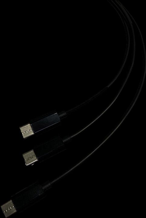 Produktbild Steelplay Dual Play & Ladekabel für Controller 3m Schwarz PS5 (PS5)