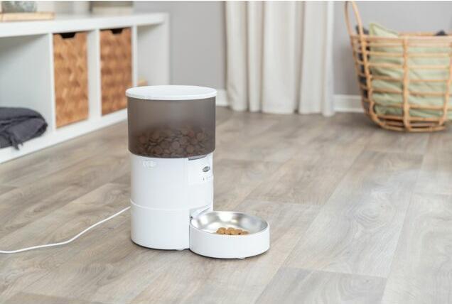 Immagine prodotto Trixie *Distributore automatico di alimenti TX-S Smart 3.0L, 18×31×18cm, bianco (3 l)