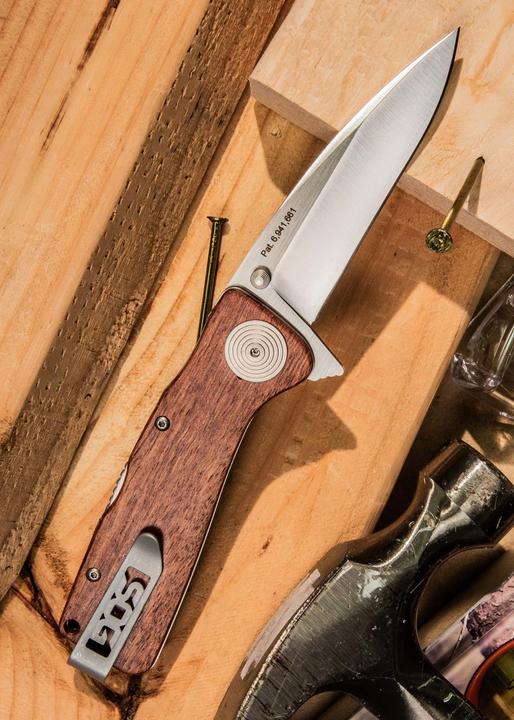 Actual product image SOG Twitch XL Rosewood (8.30 cm)