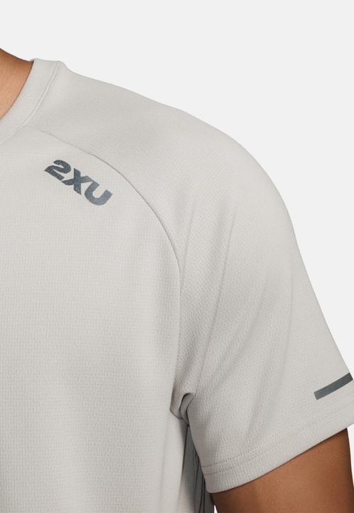 Actual product image 2XU Aero Tee (M)