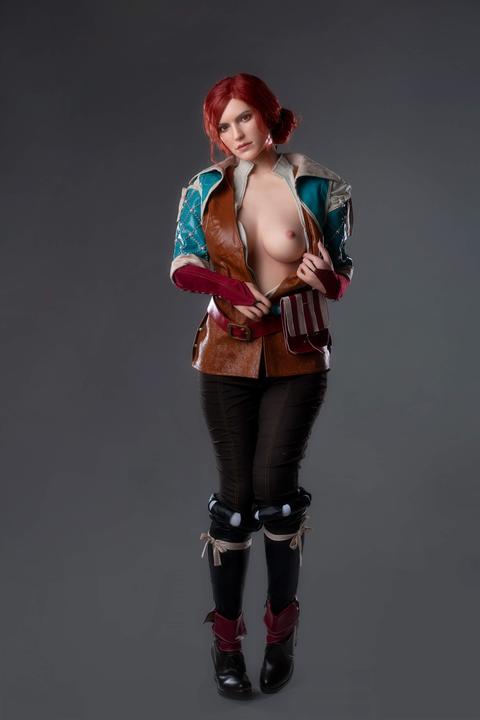 Image du produit Game Lady Poupée en silicone Triss 168 cm - The Witcher