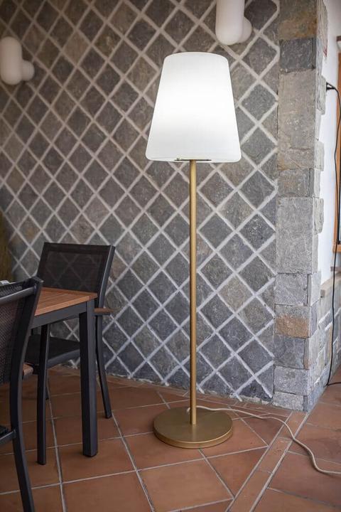 Produktbild Newgarden LOLA SLIM 180 LED Stehlampe rose gold 180cm dimmbar + Controller E27 Innen & Aussen IP65 (860 lm, E27, IP65)