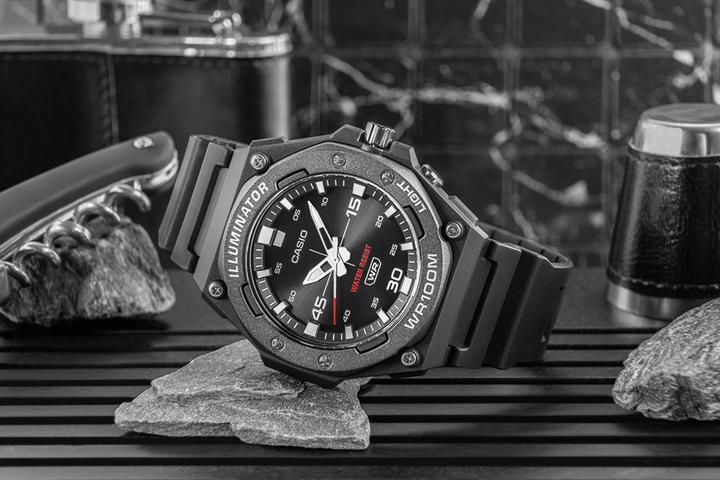 Image du produit Casio MW-620H-1AVDF Montre homme + BOX (46 mm)
