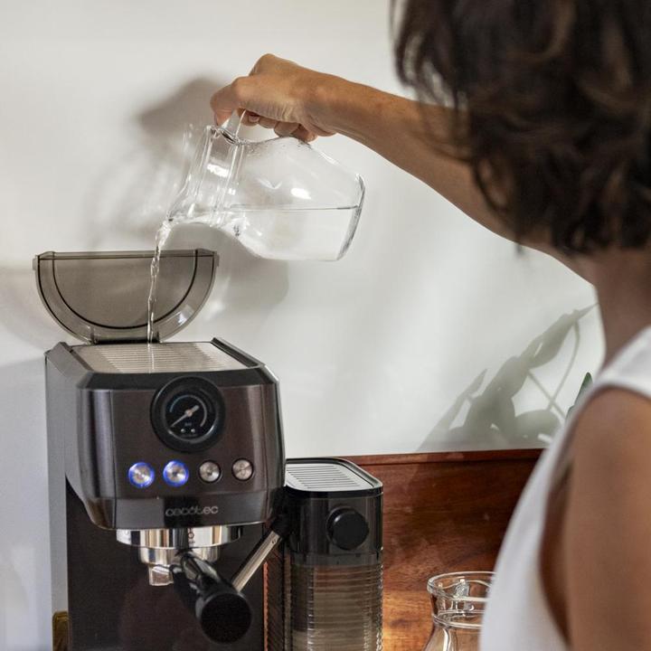 Produktbild Cecotec Cafetera PowerEspresso 20 Steel Pro Latte