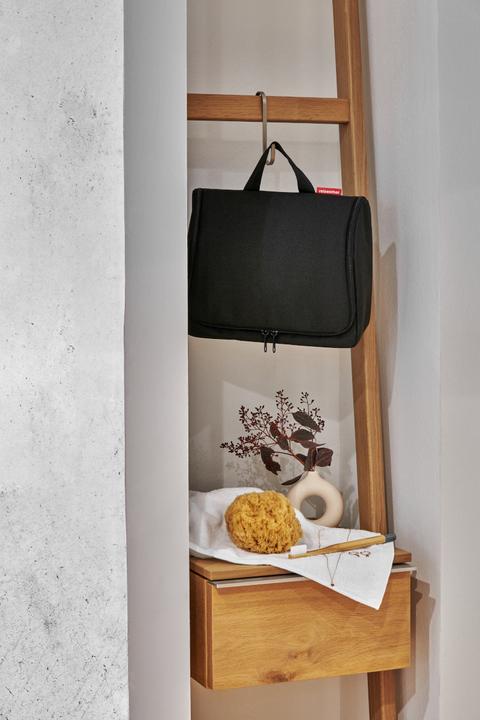 Actual product image reisenthel Toiletbag (4 l)