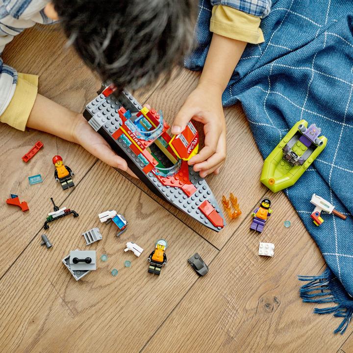 Immagine prodotto LEGO 60373 Barca a fuoco (60373, LEGO City)