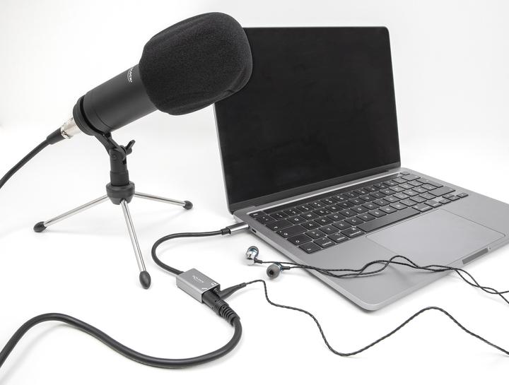 Produktbild Delock 67071 - Externe USB Soundkarte mit Type-C Stecker auf 2 x 3,5 mm Klinkenbuchse Pl (USB-C)