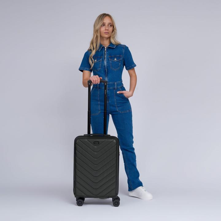 Actual product image Redolz Essentials 07 CABIN 4 wheels cabin trolley 55 cm (39 l, Hand luggage (up to 50 litres))