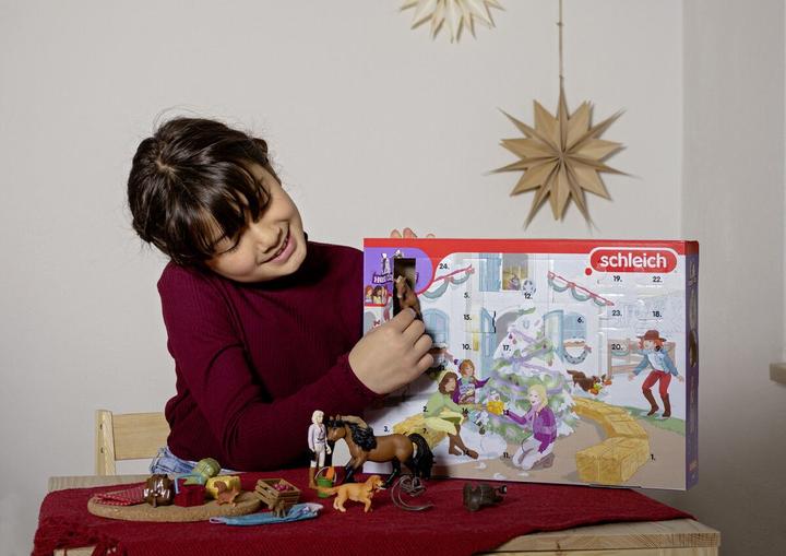 Actual product image Schleich Advent Calendar Horse Club