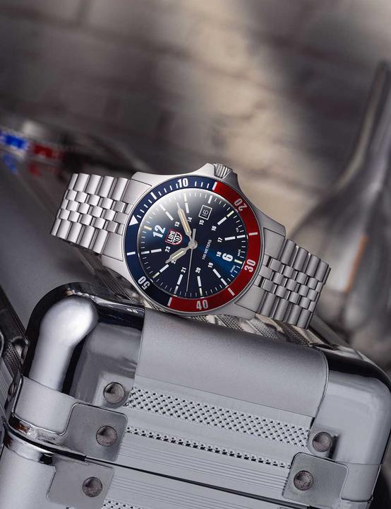 Actual product image Luminox SPORT TIMER 0910 SERIES (Sports watch, 42 mm)