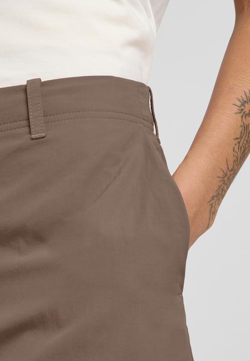 Actual product image Jack Wolfskin Tihama Skort W (40)
