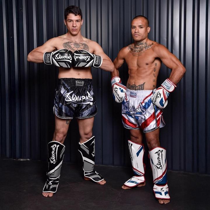 Produktbild 8Weapons Boxing Gloves, Shift, black-white, 12 Oz (12 OZ, 12)