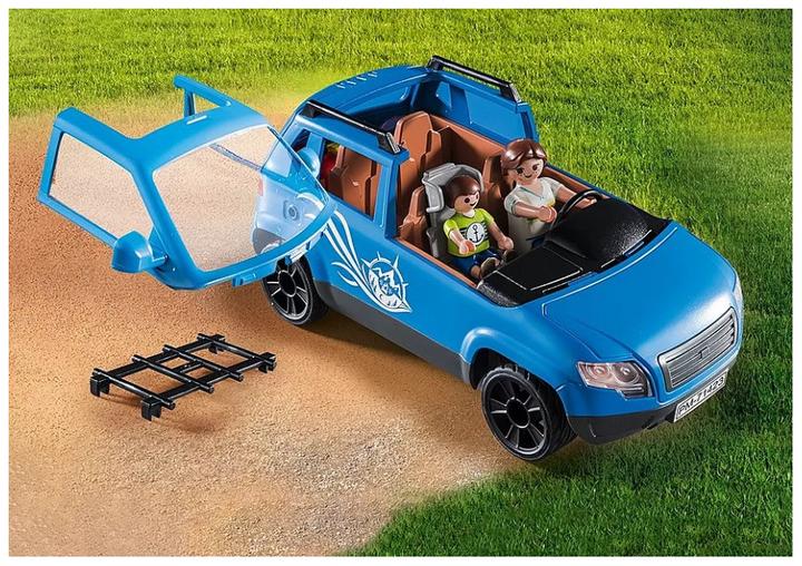Actual product image Playmobil 71423 Caravan with car (71423, Playmobil Family Fun)