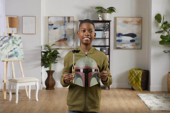 Immagine prodotto Hasbro Maschera elettronica di Boba Fett, costume di Star Wars per bambini, giocattoli di Star Wars per