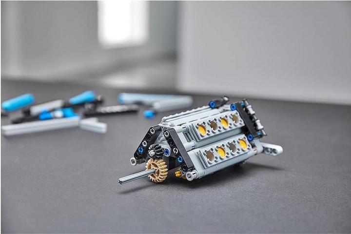 Produktbild LEGO Bugatti Chiron (42083, LEGO Technic, LEGO Seltene Sets)