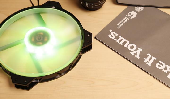 Produktbild Cooler Master Mf200r RGB (200 mm, 1 x)