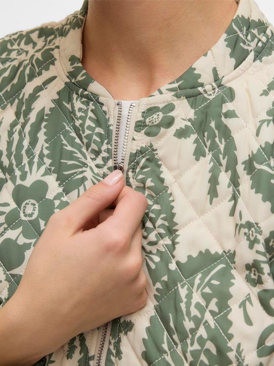 Actual product image Vero Moda VMSAGA Steppjacke Blousonjacke (XS)