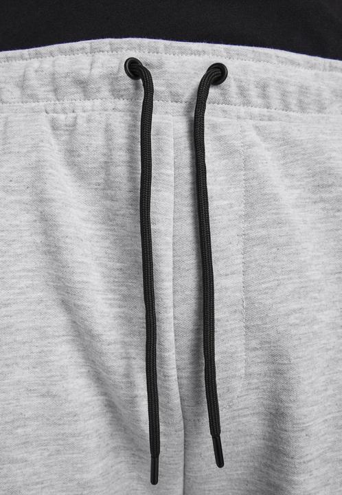 Actual product image Jack & Jones Reissverschlusstasche Interlock Sweatshorts (XXL)