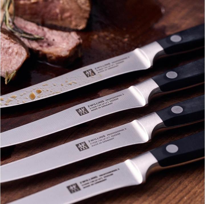 Actual product image Zwilling Professional "S" set of 4 steak knives (14 cm)