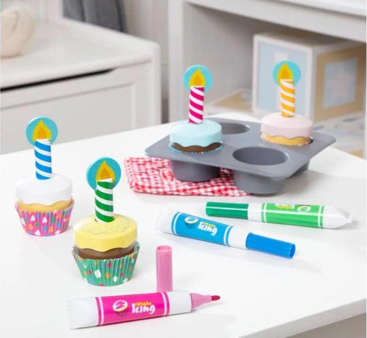 Actual product image TOP Cupcake Set