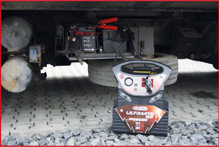 Actual product image KS Tools 12 V + 24 V battery booster, mobile jump starter 2340 A (6200 A, 25000 mAh)