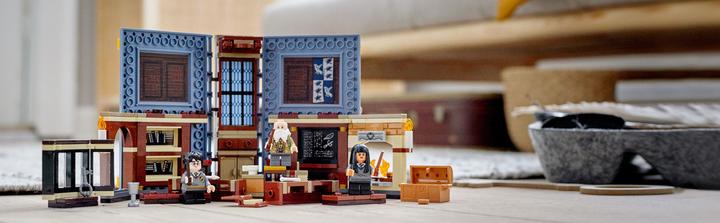 Actual product image LEGO Hogwarts Moment: Magic Lesson (76385, LEGO Harry Potter)