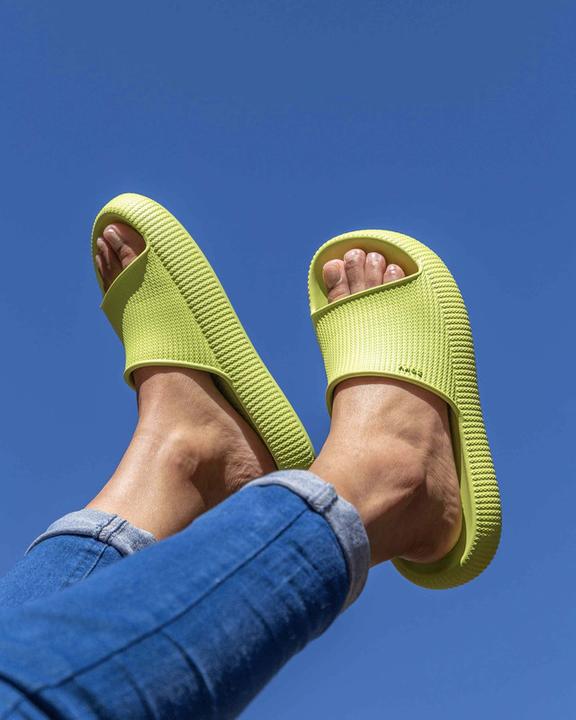 Giallo Neon