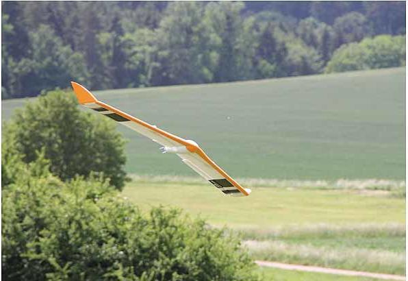 Produktbild Multiplex BK+ FunWing 1160 mm ARTF (Nurflügler)