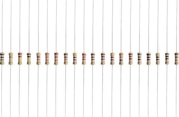 Produktbild Quadrios 22P106 Kohleschicht-Widerstand Sortiment axial bedrahtet 0.5 W 5 % 1 Set