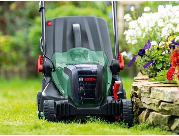 Actual product image Bosch Home & Garden UniversalRotak (Rechargeable battery operated)