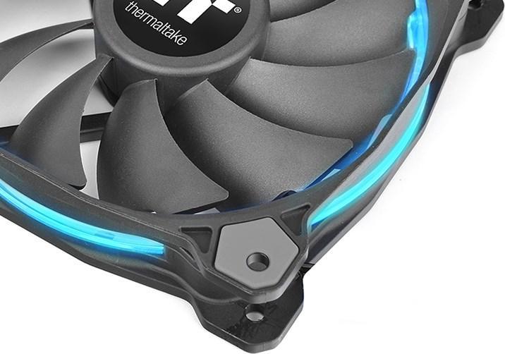Actual product image Thermaltake Riing 14 RGB LED Fan TT Premium Edition - Set of 3 (140 mm, 3 x)