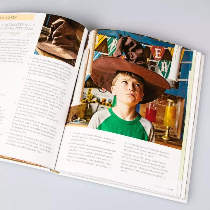 Produktbild Das offizielle Harry-Potter-Koch- und Backbuch für zauberhafte Feste und magische Partys (Deutsch, Jennifer Carroll, 2021)