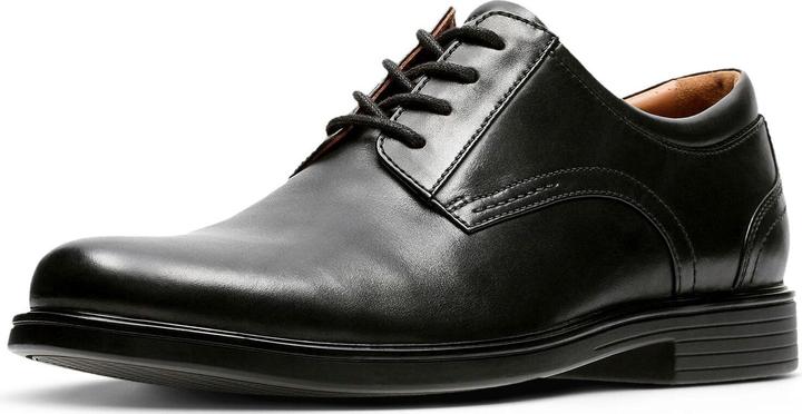 Clarks Schnürschuhe