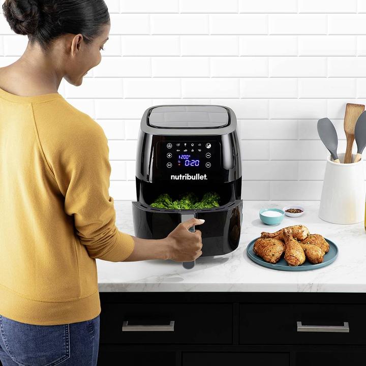 Actual product image NutriBullet Hot air fryer NBA071B