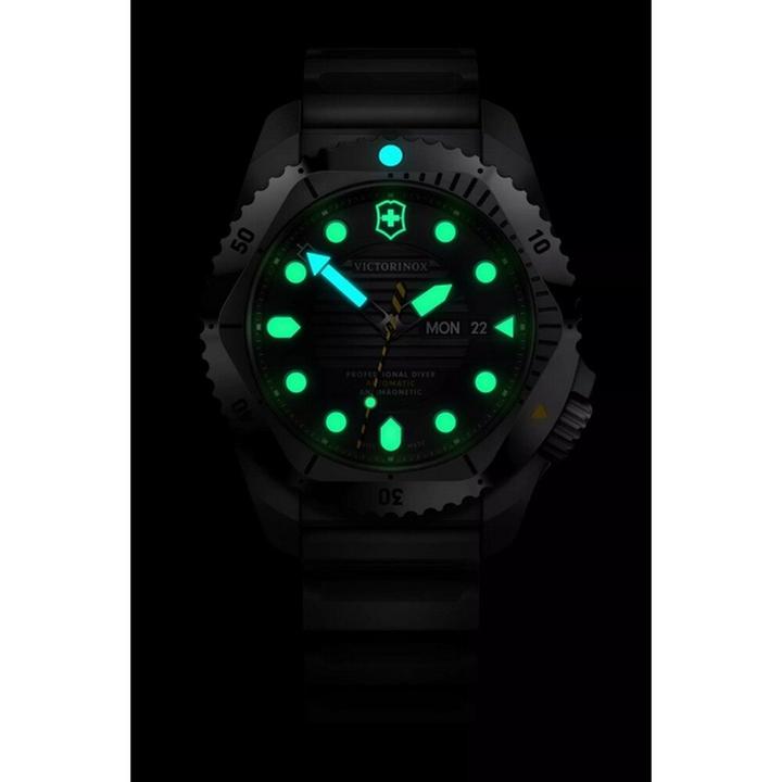 Image du produit Victorinox Dive Pro Automatic (Montre de plongée, 43 mm)