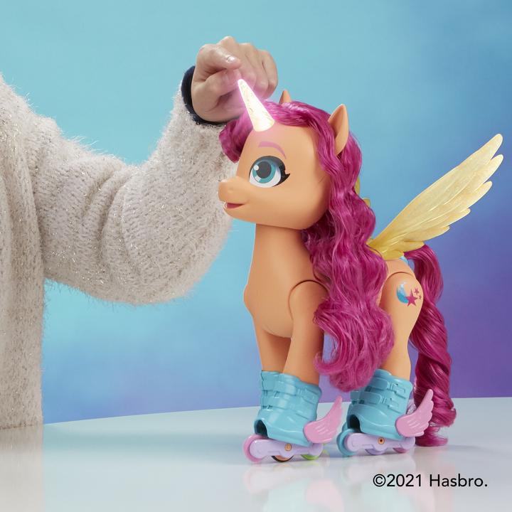 Produktbild Hasbro Little Pony Film Zingende en Skatende Sunny - Franstalig Speelfiguur (22.50 cm)