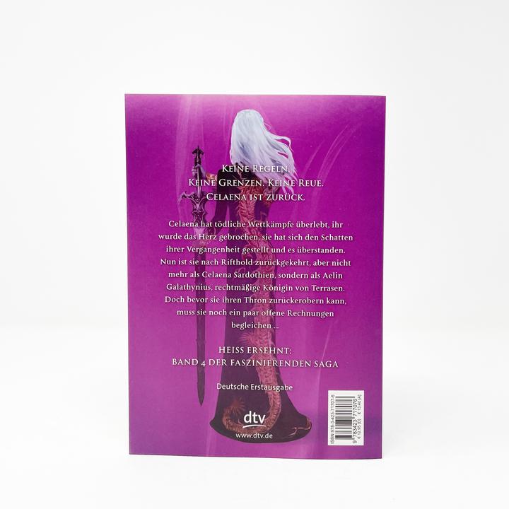 Actual product image Throne of Glass 4 - Königin der Finsternis (German, Sarah Meuse, 2016)